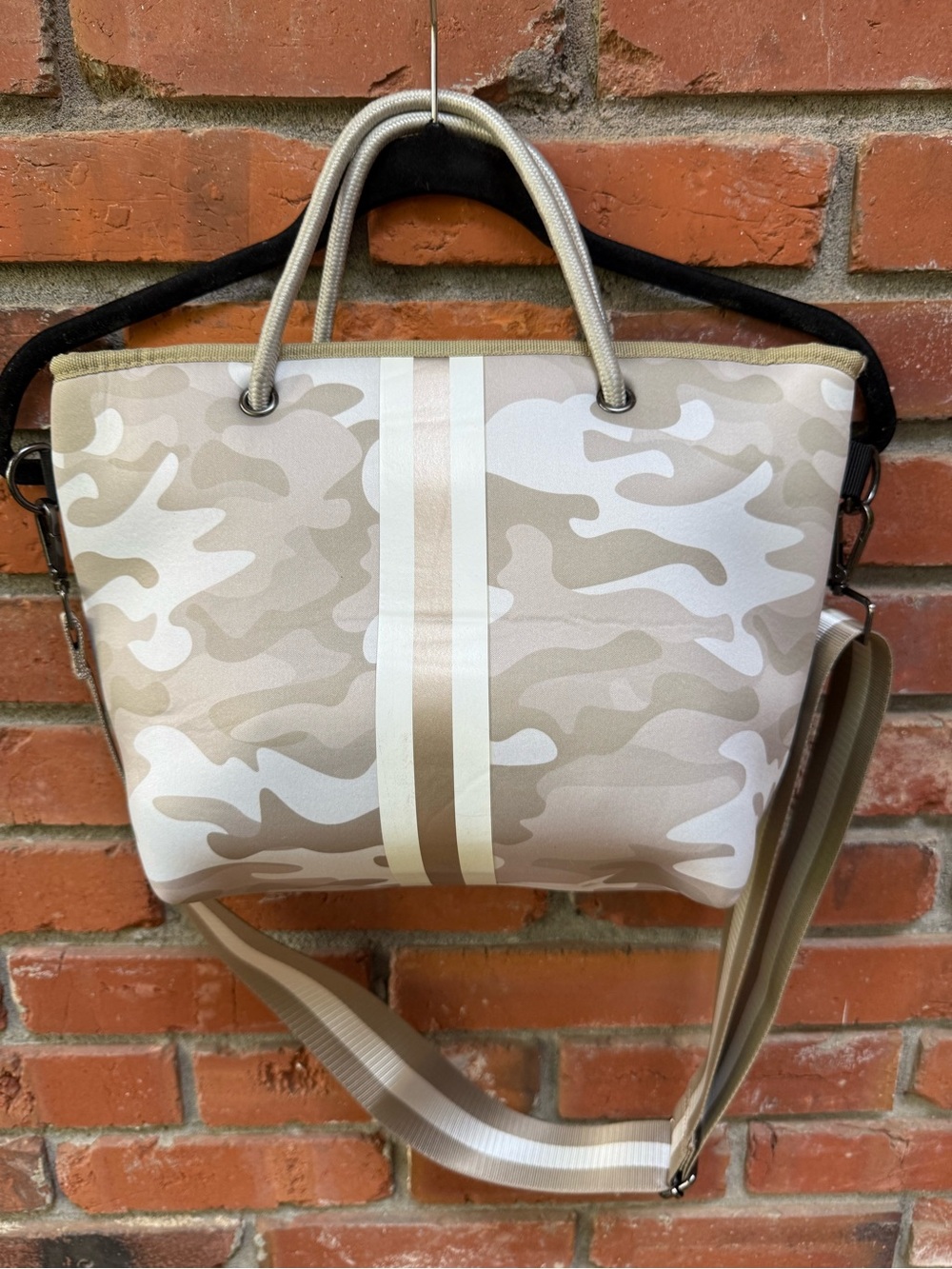 HAUTE SHORE Beige Camo Tote with Stripe Detail - Picture 2 of 6